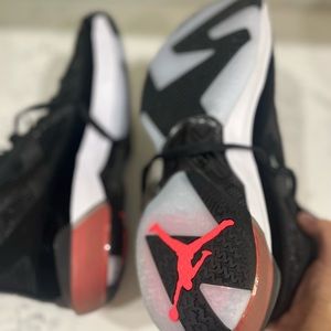 Like New Jordan High Top Basketball Shoes